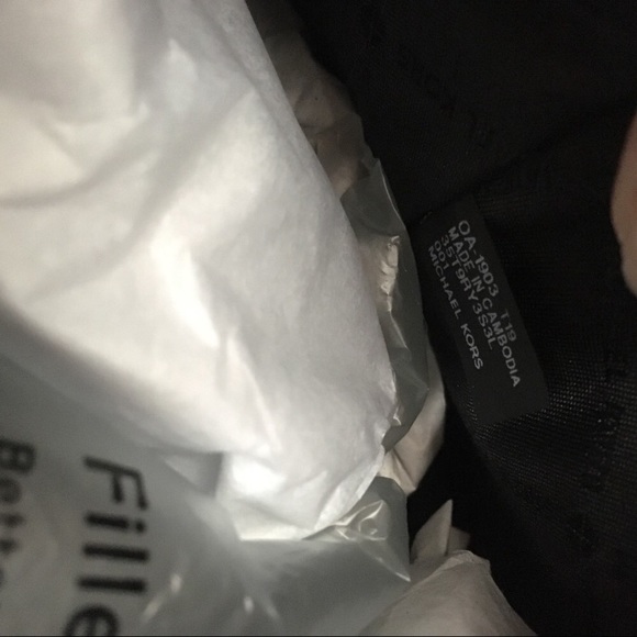 Last one❗️Michael Kors Large Emmy Satchel - Picture 5 of 7